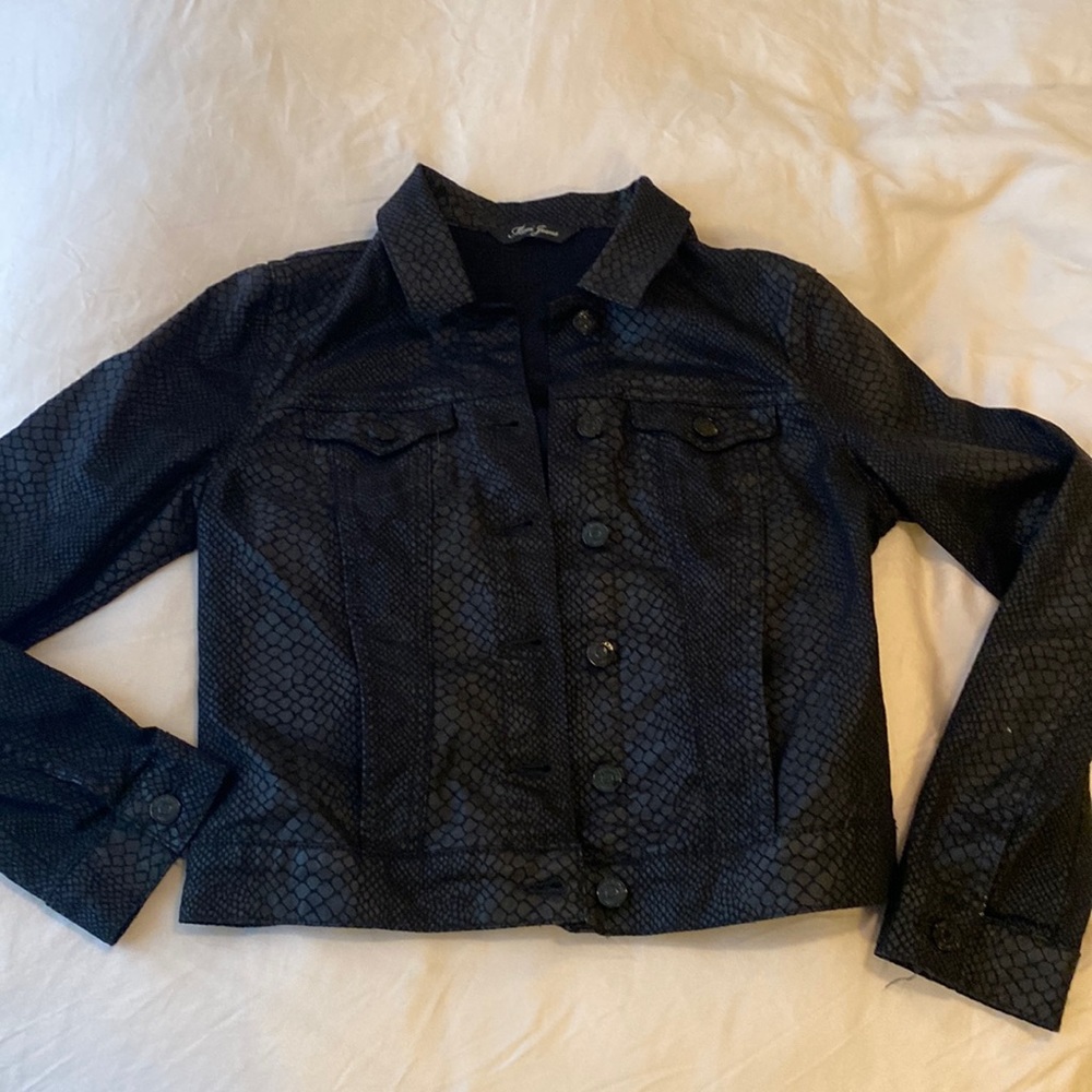 Faux leather cropped jacket